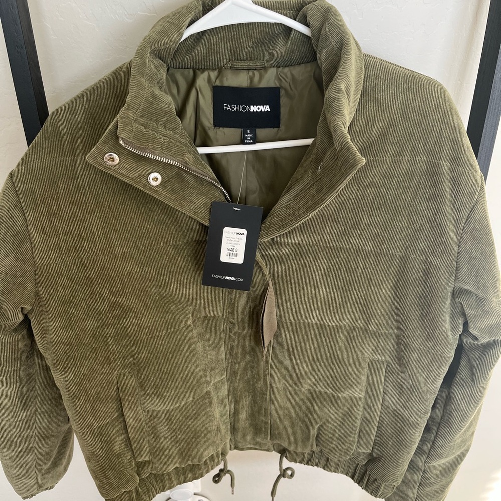 Fashion nova olive green bomber jacket